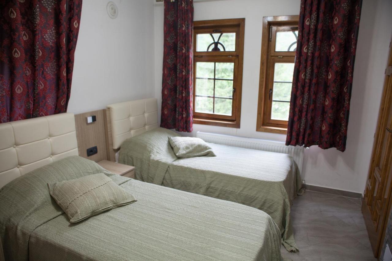 Hotel Fusha E Gjese วัลโบเนอ ภายนอก รูปภาพ